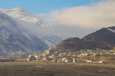 Ахтынская крепость – фото достопримечательности вы увидите на экскурсии