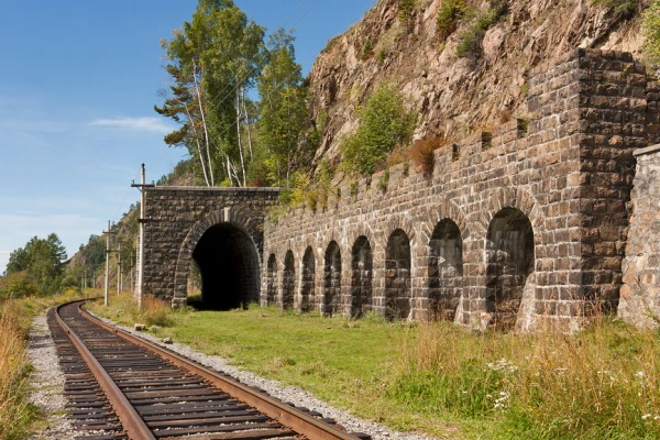 Экскурсия вдоль КБЖД на катере фото
