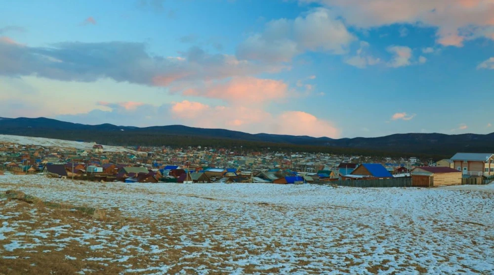 поселок Хужир