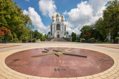 Площадь Победы – фото достопримечательности вы увидите на экскурсии