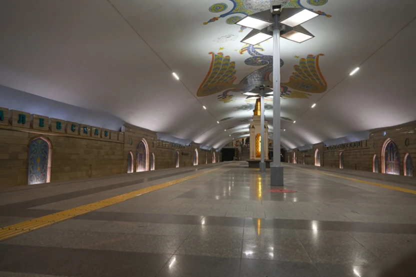 Станция метро «Кремлёвская» в Казани
