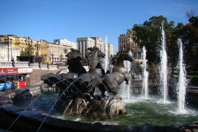 Манежная площадь – вы увидите на экскурсии Манежная площадь – фото достопримечательности вы увидите на экскурсии