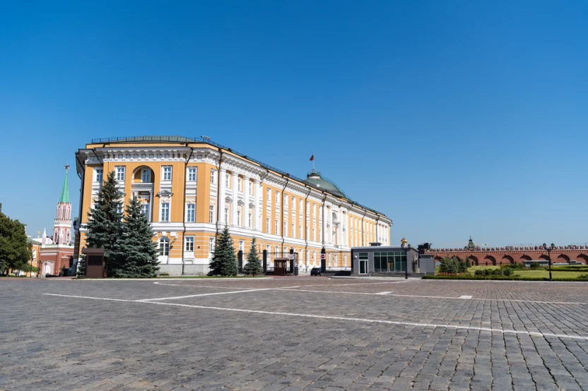 Московский городской пейзаж: Оружейная палата, здание построено в 1851 году, Россия
