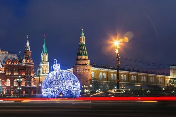 По главной улице столицы - пешеходная экскурсия фото