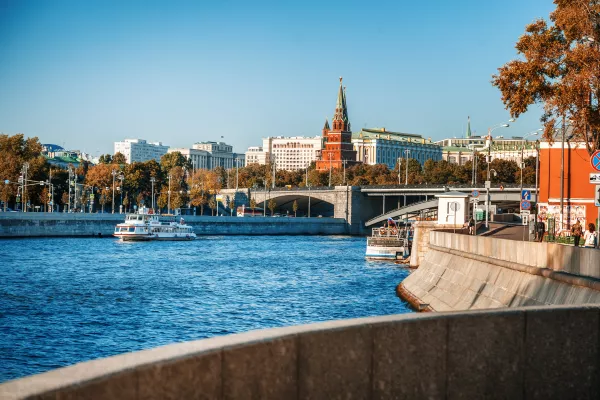 «Гранд-экспресс по Москве-реке» - водная прогулка на теплоходе  – фото для каталога