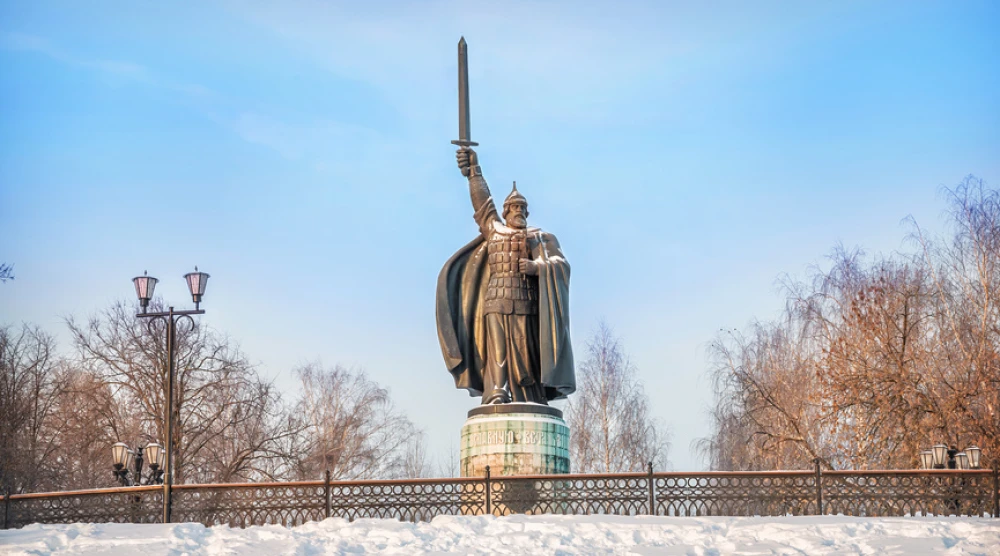 Памятник Илье Муромцу