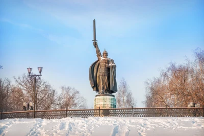 Памятник Илье Муромцу – фото достопримечательности вы увидите на экскурсии