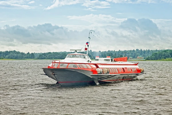 Судно на подводных крыльях