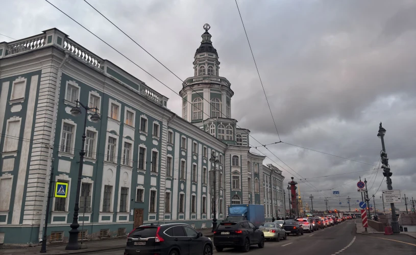 Куда сходить и где погулять в Санкт-Петербурге осенью