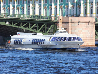 Метеор в Петергоф