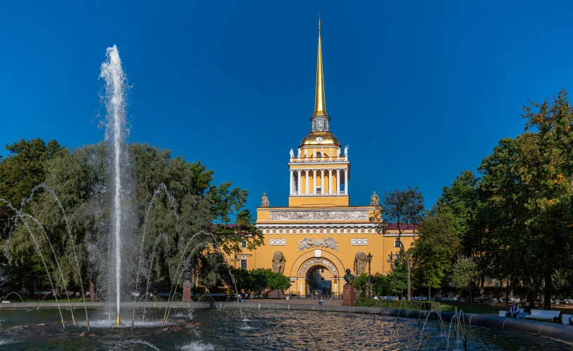 Санкт Петербург: куда сходить и что посмотреть