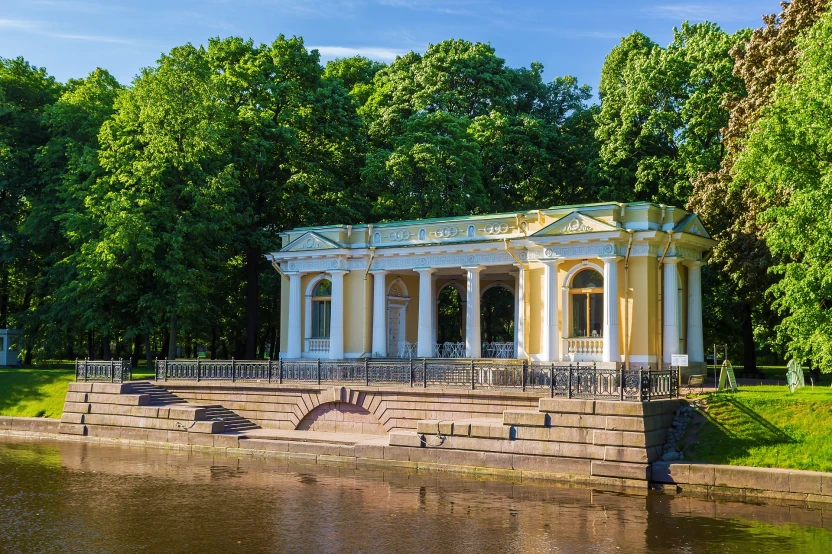 Санкт-Петербург, павильон Росси в Михайловском саду
