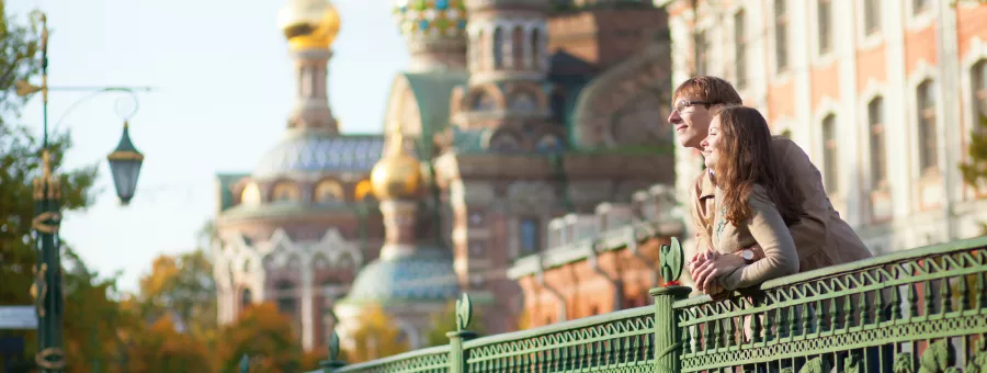 Почему нужно начать с обзорной экскурсии по Санкт-Петербургу?