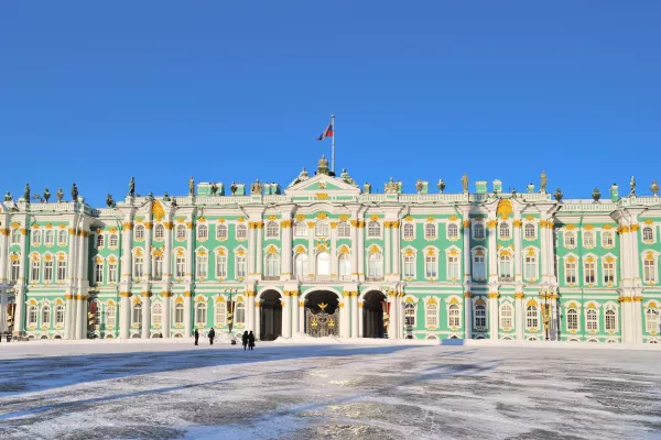 Обзорная экскурсия по Санкт-Петербургу с посещением Эрмитажа фото