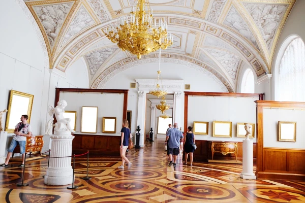 Экскурсия в золотую кладовую Эрмитажа фото