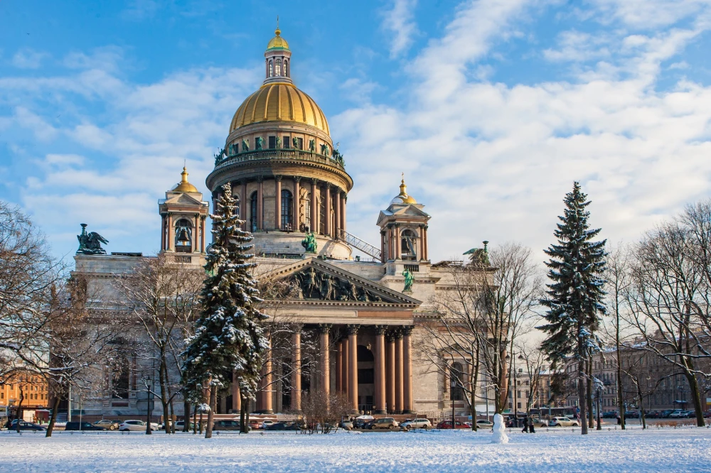 Санкт-Петербург. Исаакиевский собор. Музеи Санкт-Петербурга. Зима. Россия. Архитектура российских городов.