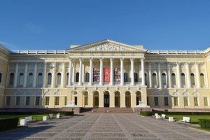 Какие дворцы и особняки в Санкт-Петербурге лучше всего посетить в первую очередь - прочитать статью