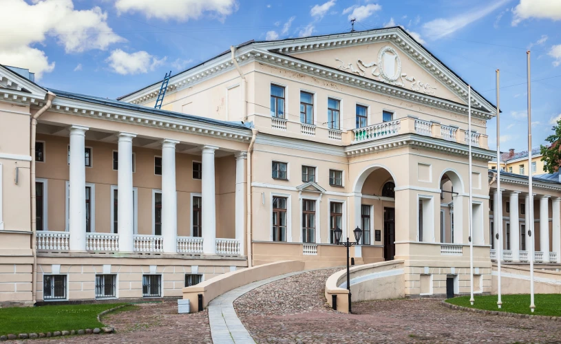 Санкт Петербург: куда сходить и что посмотреть
