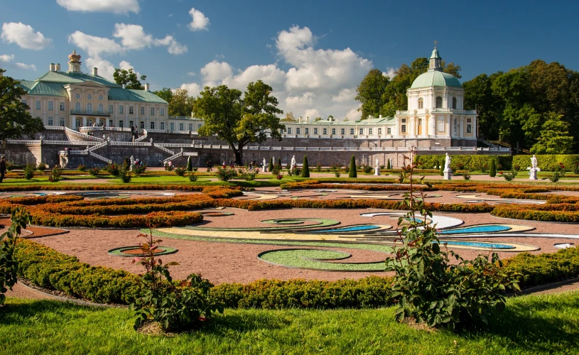 Куда сходить и где погулять в Санкт-Петербурге осенью