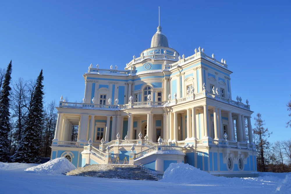 Павильон «Катальная горка» в Ораниенбауме (Россия)