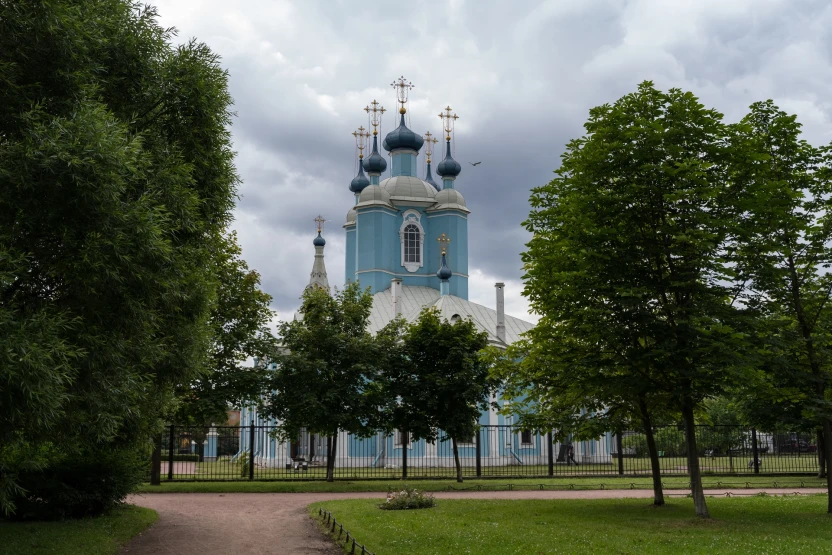 Здание Сампсониевского собора в стиле барокко, Санкт-Петербург