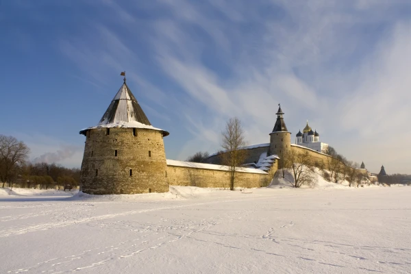 Автобусная экскурсия в Псков, Изборск и Печоры – фото для каталога