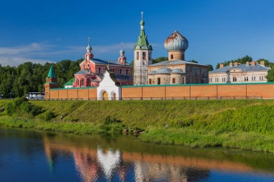 Никольский мужской монастырь – фото достопримечательности вы увидите на экскурсии