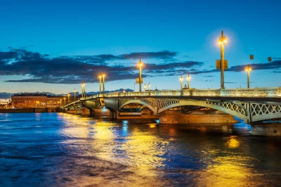 Благовещенский мост – вы увидите на экскурсии Благовещенский мост – фото достопримечательности вы увидите на экскурсии