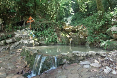 Источник Святого великомученика Пантелеймона – фото достопримечательности вы увидите на экскурсии