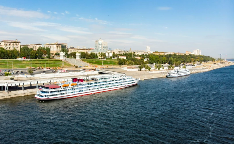Волгоград, речной вокзал
